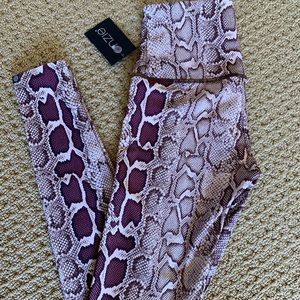 Onzie Leggings High Rise VIPER (snake skin print)